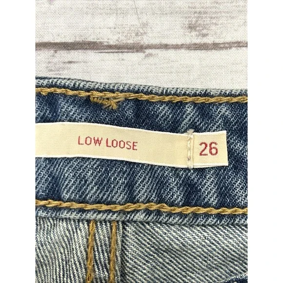 Levi's Premium Low Loose Jeans Women's Sz 26x30 Light Wash Straight Leg Cotton - Picture 4 of 13